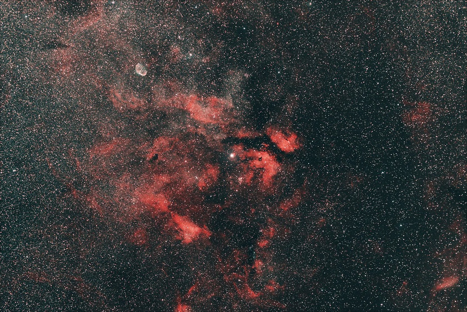 サドル付近とNGC6888(クレセント星雲)