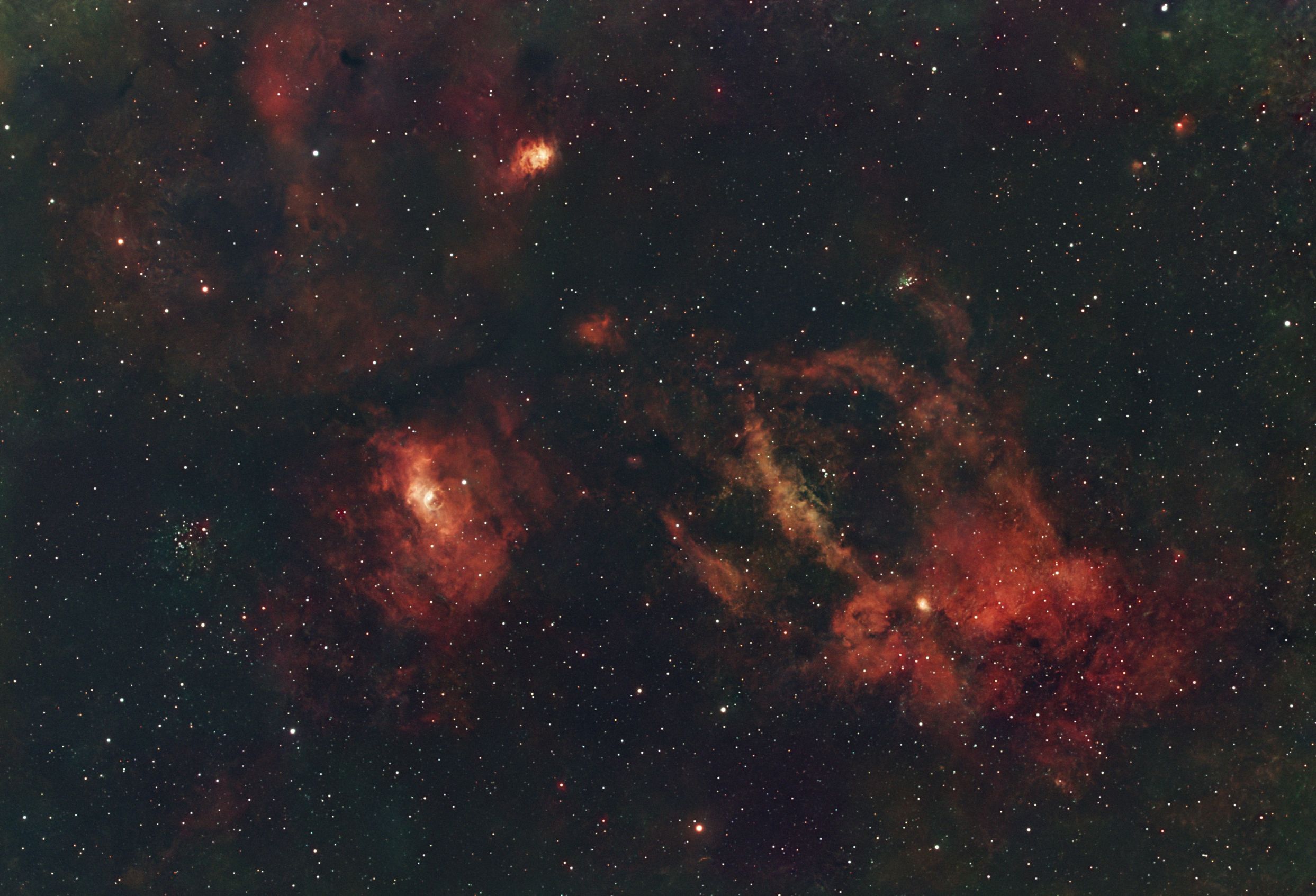 M52, バブル星雲, くわがた星雲